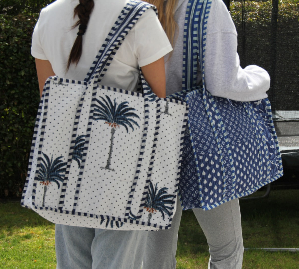 Island Time - Zipped Tote Bag