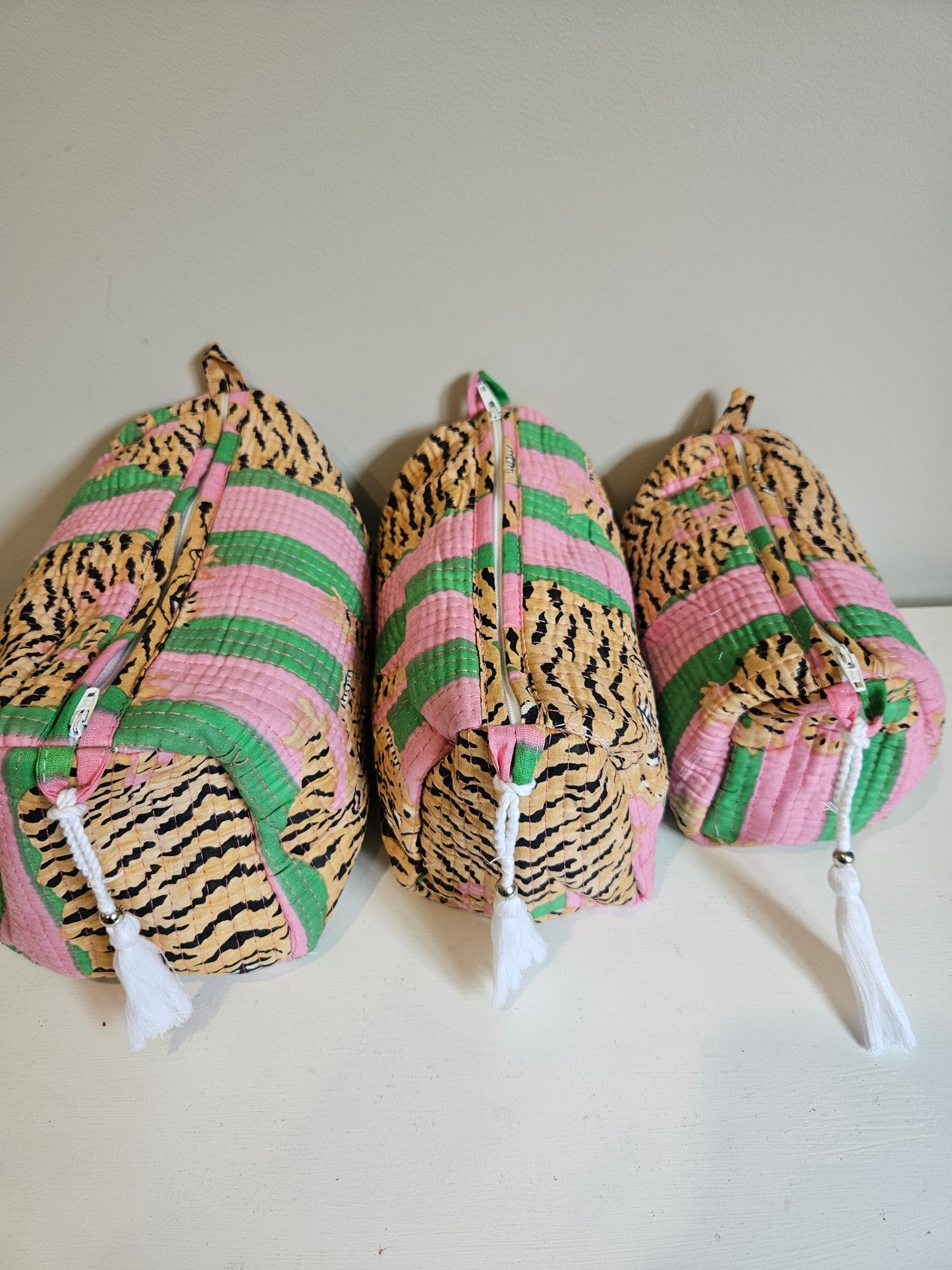 Pink Green Tiger - Vanity Bag Set