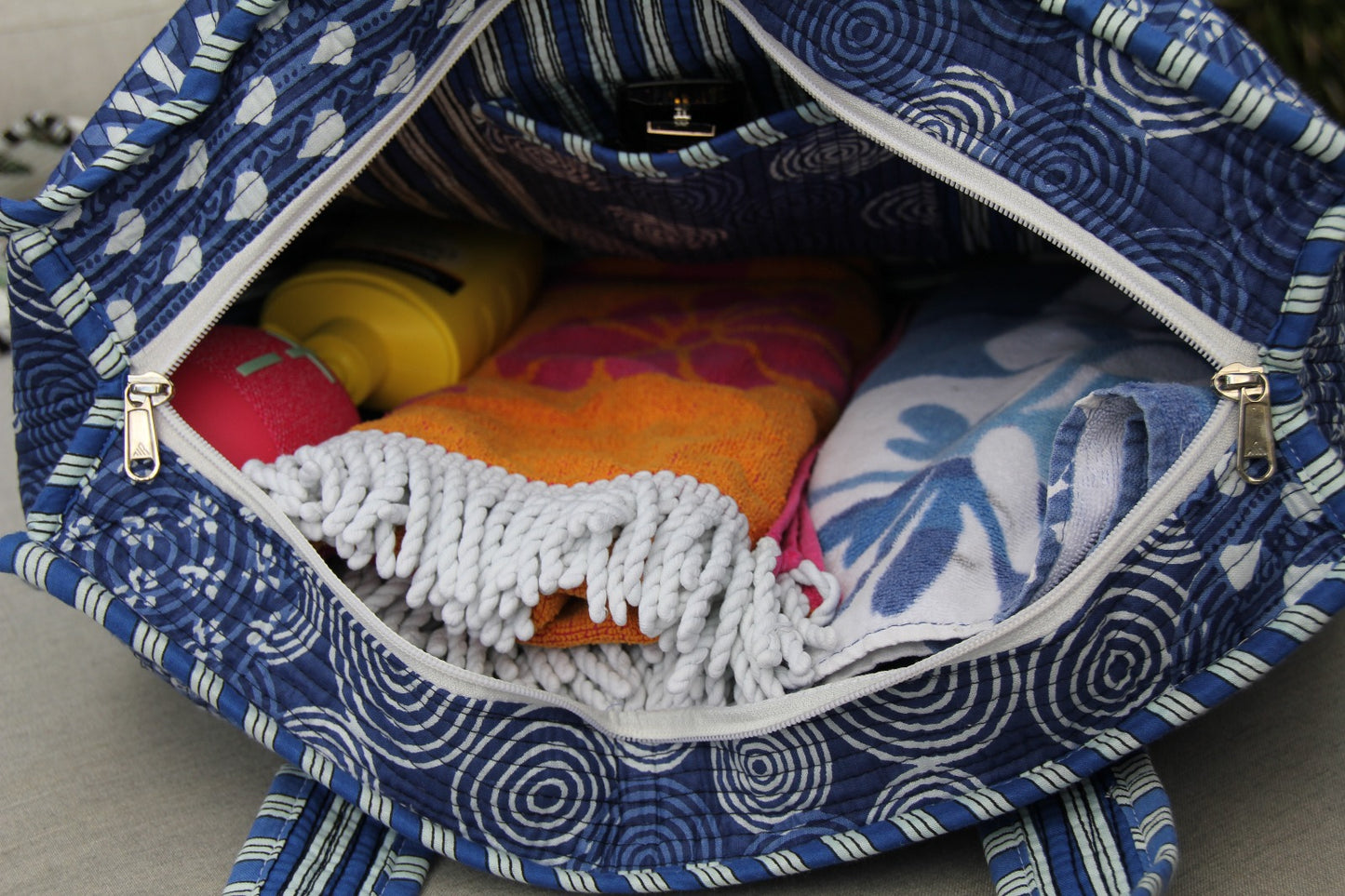 The Zip Tide - Zipped Tote Bag