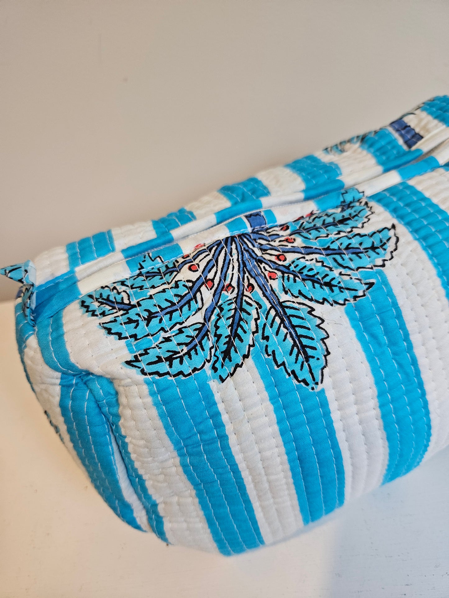 Blue Palm Days - Vanity Bag Set